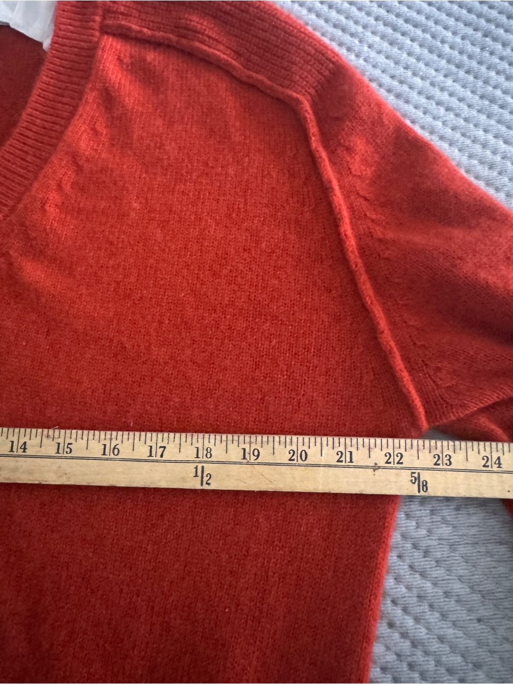 Brochu Walker The Looker Layered V Neck Wool Cashmere Sweater Red M - Picture 11 of 12